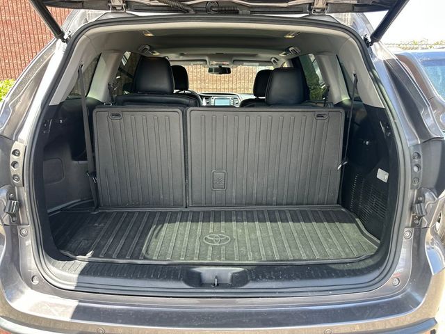 2016 Toyota Highlander Limited - 23050784 - 19