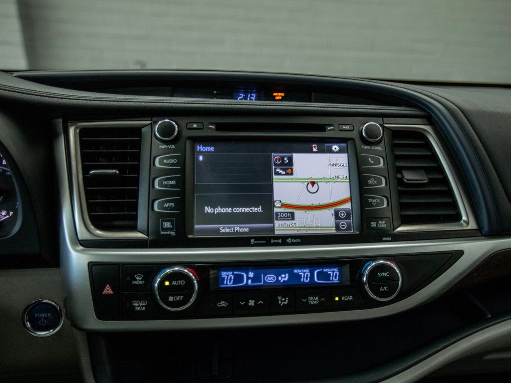 2016 Toyota Highlander Hybrid Limited photo 19