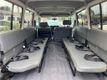 2016 Toyota Land Cruiser Troopy 5 Speed Diesel V6 13 pasajeros - 22958164 - 13
