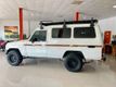 2016 Toyota Land Cruiser Troopy 5 Speed Diesel V6 13 pasajeros - 22958164 - 4