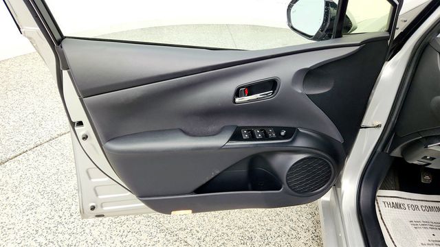 2016 Toyota Prius 5dr Hatchback Four - 23034688 - 9