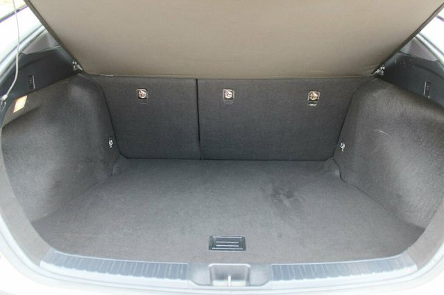 2016 Toyota Prius 5dr Hatchback Four Touring - 23030695 - 15