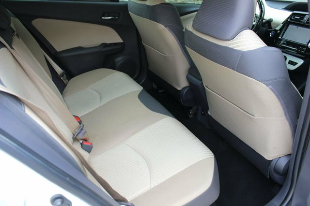 2016 Toyota Prius 5dr Hatchback Four Touring - 23030695 - 16