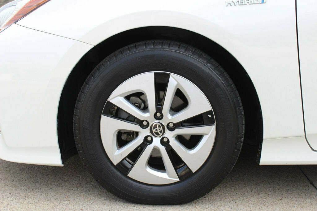 2016 Toyota Prius 5dr Hatchback Four Touring - 23030695 - 37