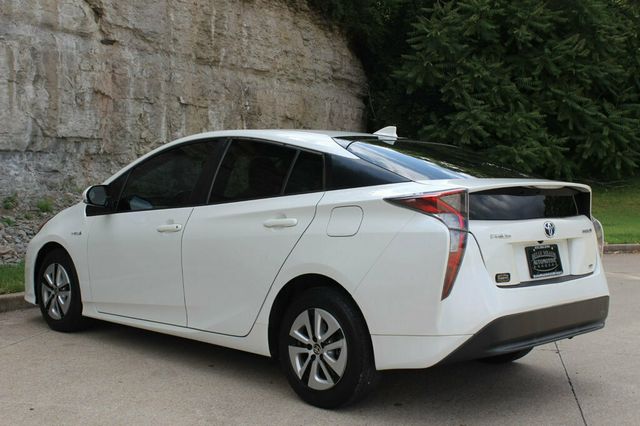 2016 Toyota Prius 5dr Hatchback Four Touring - 23030695 - 7