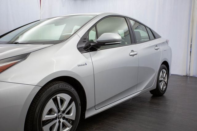 2016 Toyota Prius 5dr Hatchback Three - 22706146 - 34