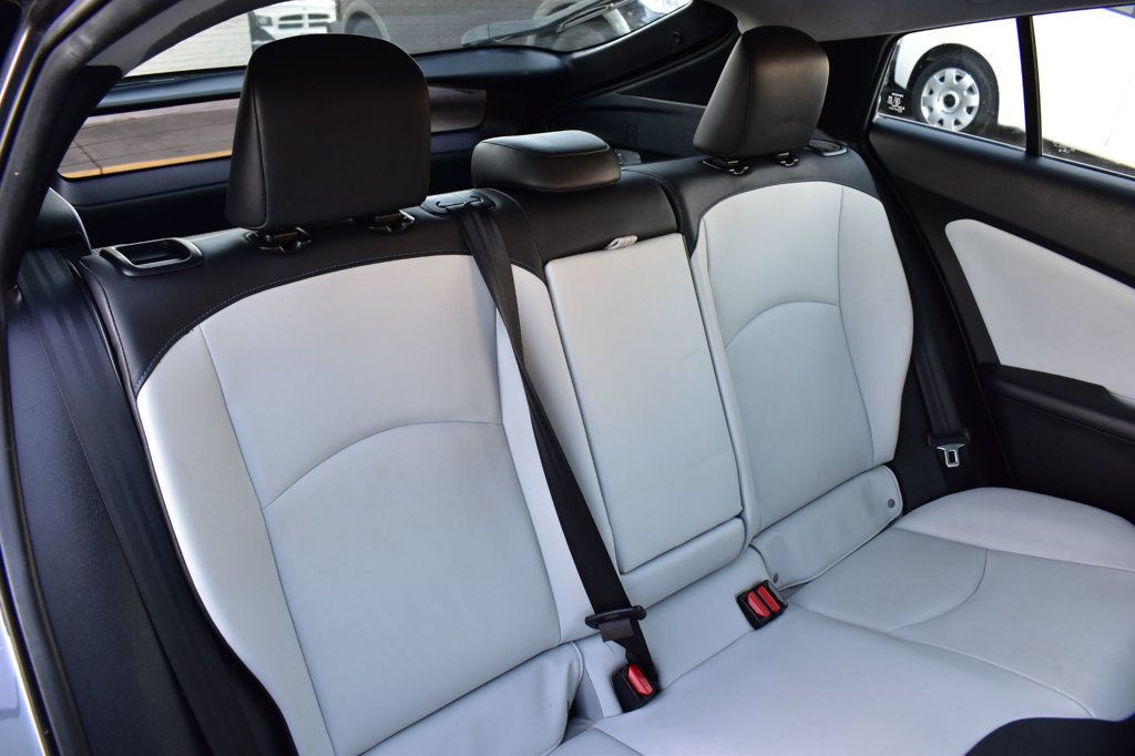 2016 Toyota Prius 5dr Hatchback Three Touring - 22958502 - 24