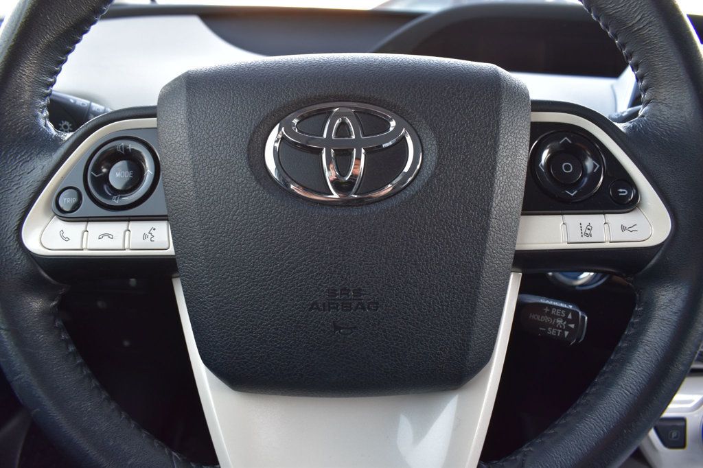 2016 Toyota Prius 5dr Hatchback Three Touring - 22958502 - 27