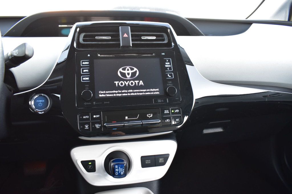 2016 Toyota Prius 5dr Hatchback Three Touring - 22958502 - 31