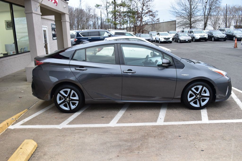 2016 Toyota Prius 5dr Hatchback Three Touring - 22958502 - 7