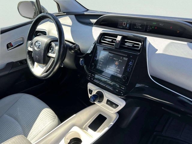 2016 Toyota Prius 5dr Hatchback Three Touring - 23002628 - 21