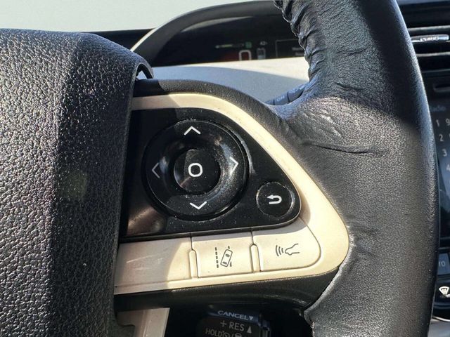 2016 Toyota Prius 5dr Hatchback Three Touring - 23002628 - 23