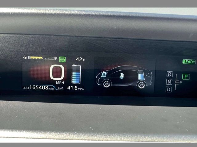 2016 Toyota Prius 5dr Hatchback Three Touring - 23002628 - 28