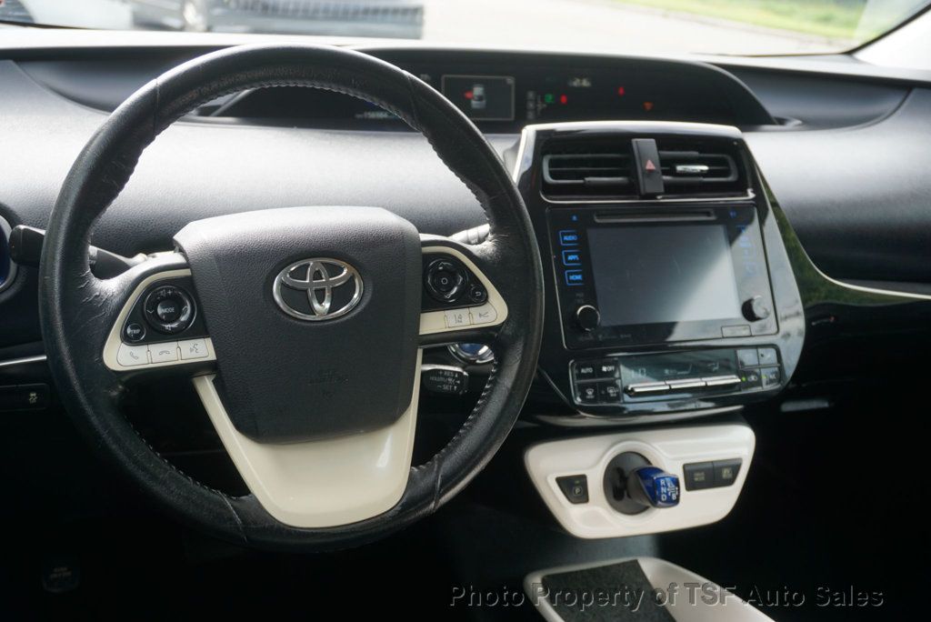 2016 Toyota Prius 5dr Hatchback Three Touring - 23070436 - 14