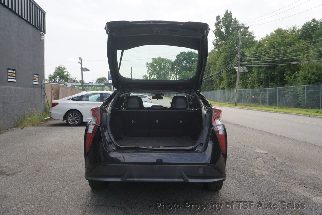 2016 Toyota Prius 5dr Hatchback Three Touring - 23070436 - 25