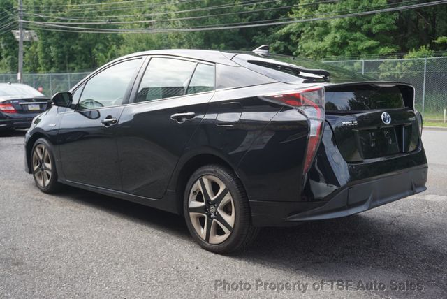 2016 Toyota Prius 5dr Hatchback Three Touring - 23070436 - 4