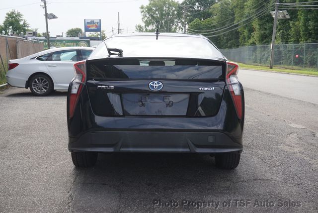 2016 Toyota Prius 5dr Hatchback Three Touring - 23070436 - 5