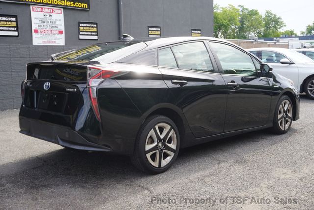 2016 Toyota Prius 5dr Hatchback Three Touring - 23070436 - 6
