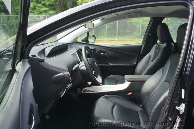 2016 Toyota Prius 5dr Hatchback Three Touring - 23070436 - 8