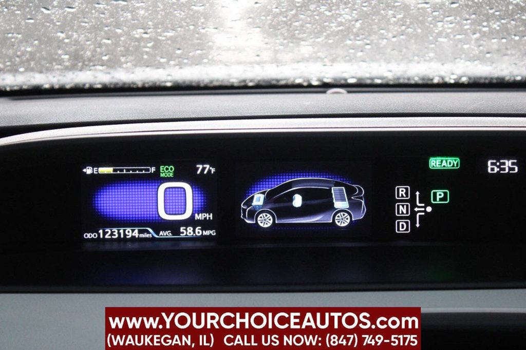 2016 Toyota Prius 5dr Hatchback Two - 22903344 - 20