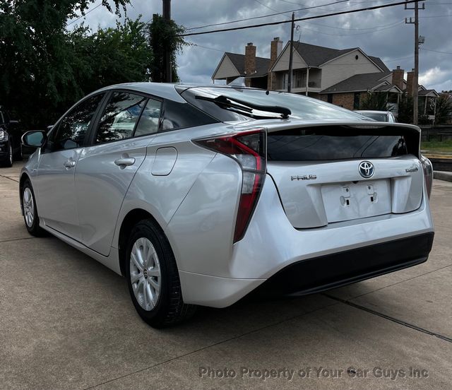 2016 Toyota Prius 5dr Hatchback Two - 23090943 - 9