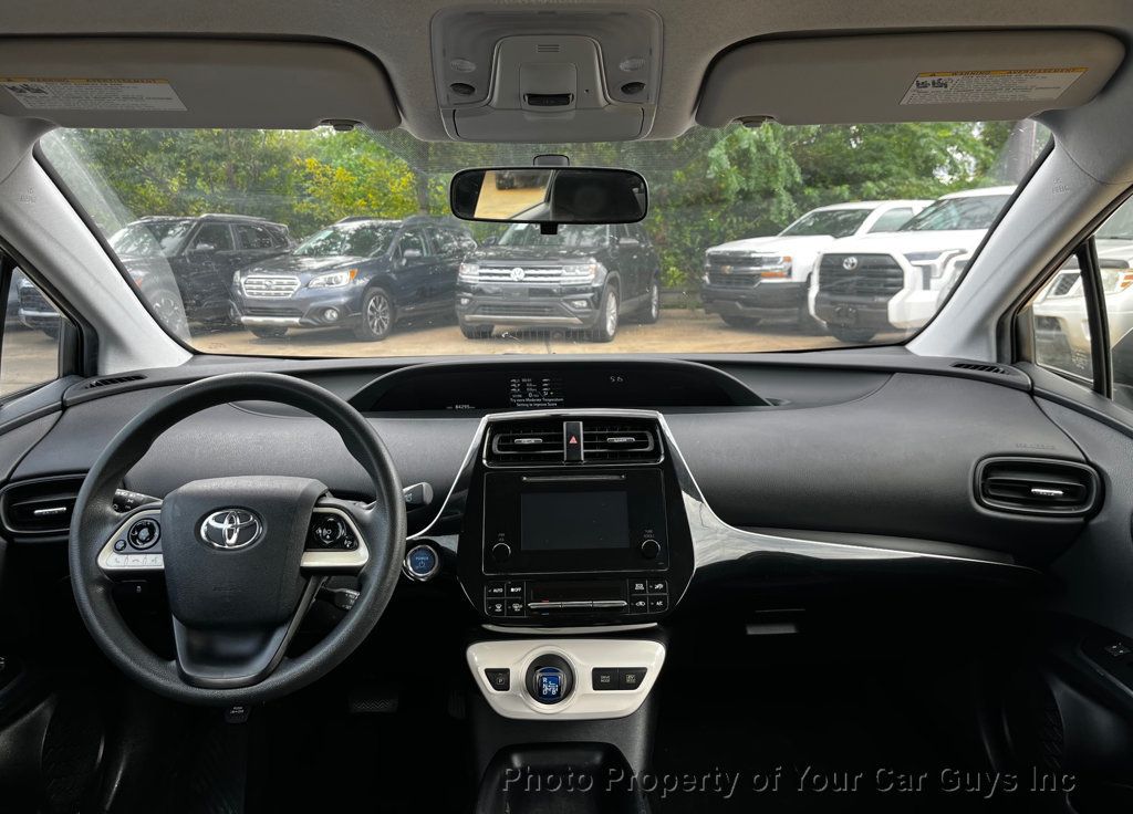 2016 Toyota Prius 5dr Hatchback Two - 23090943 - 21