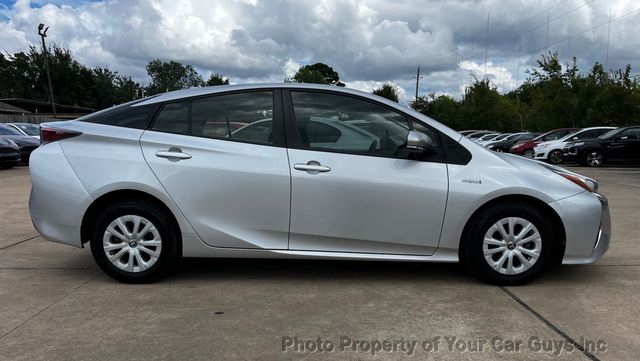 2016 Toyota Prius 5dr Hatchback Two - 23090943 - 4