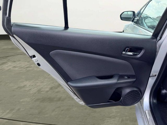 2016 Toyota Prius Four 4dr Hatchback - 23011253 - 18