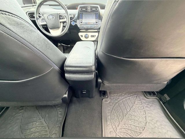 2016 Toyota Prius Four 4dr Hatchback - 23011253 - 23
