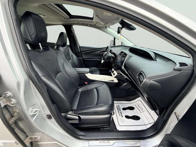 2016 Toyota Prius Four 4dr Hatchback - 23011253 - 25