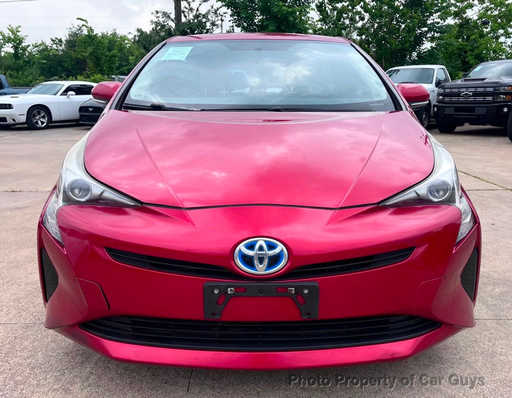 2016 Toyota Prius Hatchback two - 22262846 - 1
