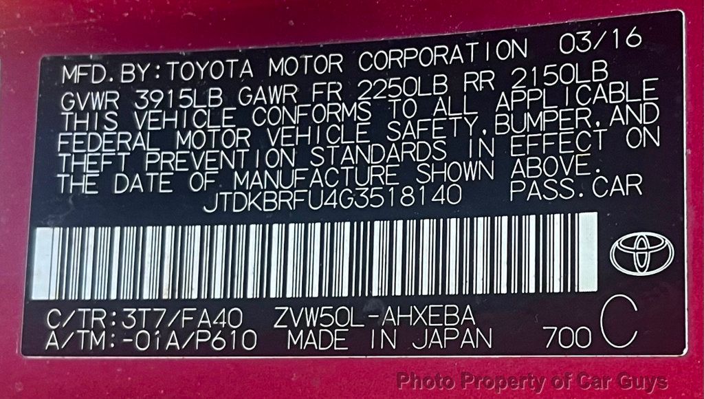2016 Toyota Prius Hatchback two - 22262846 - 46