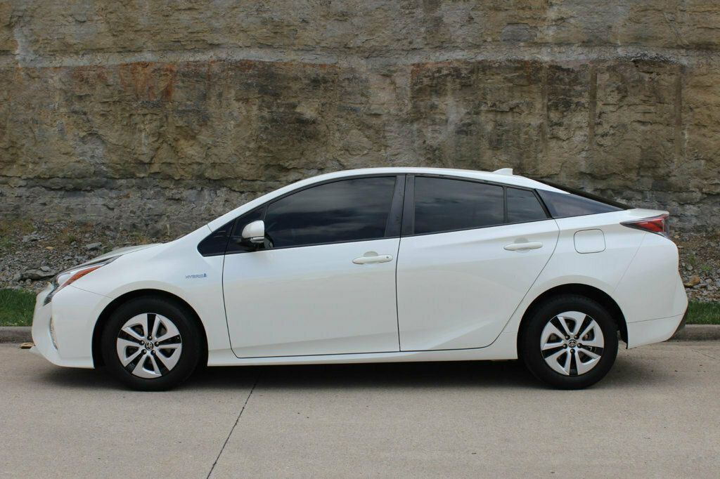2016 Toyota Prius LOW Miles VERY Clean GREAT MPGs Loaded 615-300-6004 - 23030695 - 2