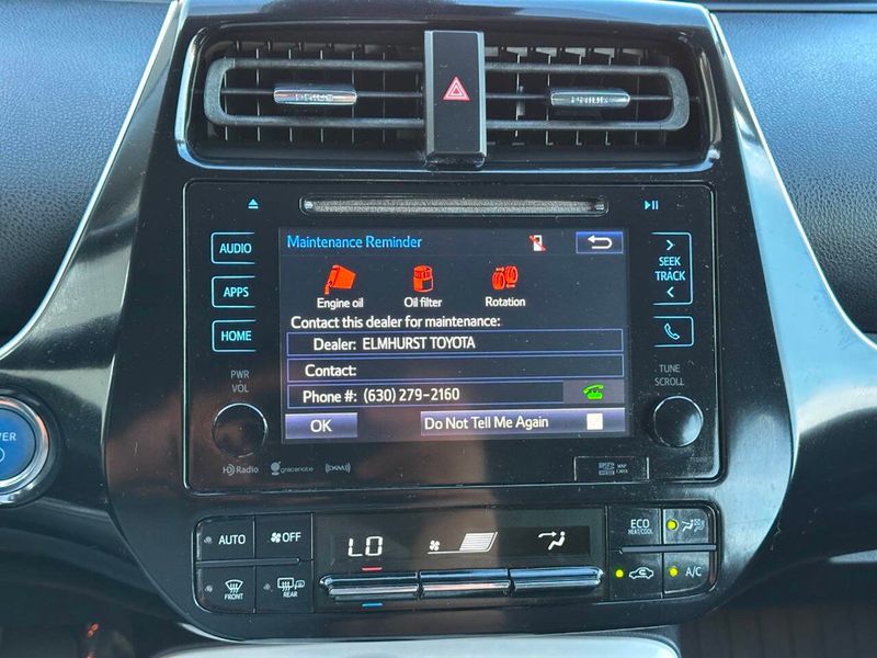 2016 Toyota Prius Three 4dr Hatchback - 22880872 - 40