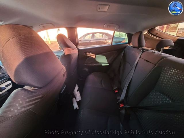 2016 Toyota Prius Two Eco/Three/Three Touring/Four/Four Touring - 22993680 - 8