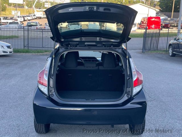 2016 Toyota Prius c 2016 TOYOTA PRIUS C HYBRID TWO HATCHBACK SERVICED 615-730-9991 - 23070609 - 22