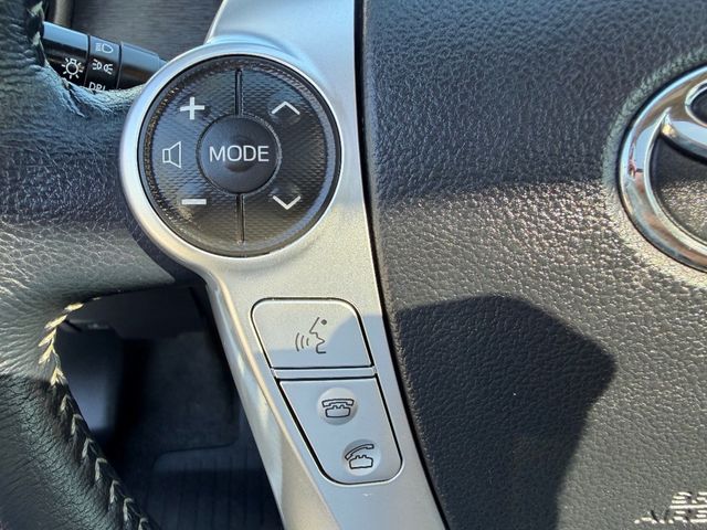 2016 Toyota Prius c 5dr Hatchback Four - 22981398 - 14