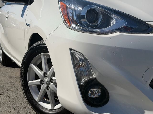 2016 Toyota Prius c 5dr Hatchback Four - 22981398 - 2