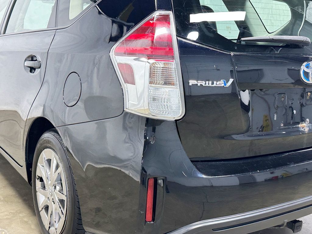 2016 Toyota Prius v 5dr Wagon Four - 23079575 - 10