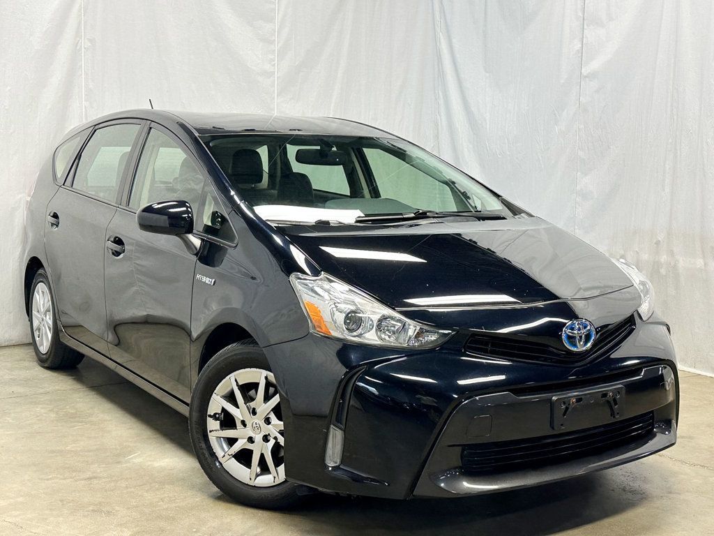 2016 Toyota Prius v 5dr Wagon Four - 23079575 - 1
