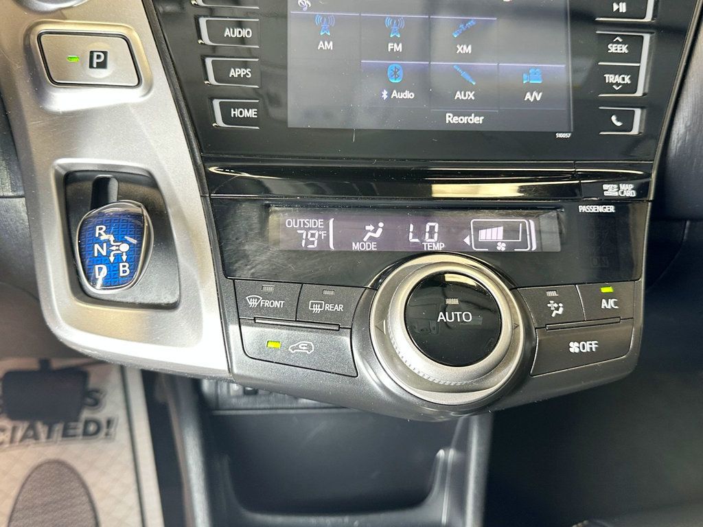 2016 Toyota Prius v 5dr Wagon Four - 23079575 - 24
