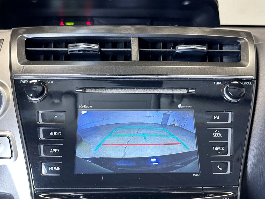 2016 Toyota Prius v 5dr Wagon Four - 23079575 - 29