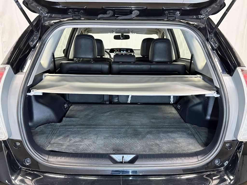 2016 Toyota Prius v 5dr Wagon Four - 23079575 - 37