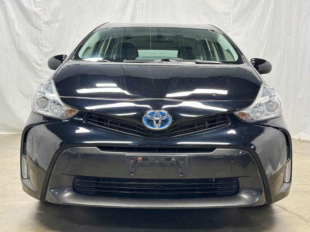 2016 Toyota Prius v 5dr Wagon Four - 23079575 - 4