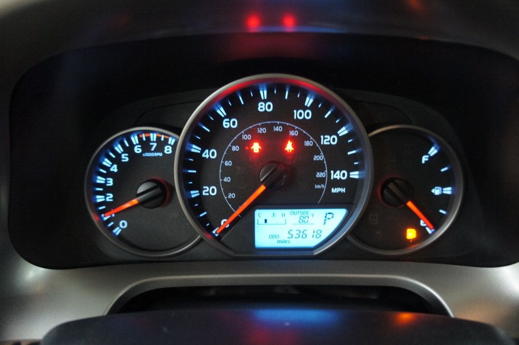 2016 Toyota RAV4 1-Owner, Classy Color Combo! - 22945687 - 25