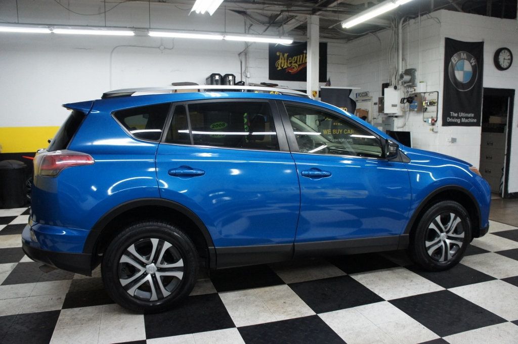 2016 Toyota RAV4 1-Owner, Classy Color Combo! - 22945687 - 7