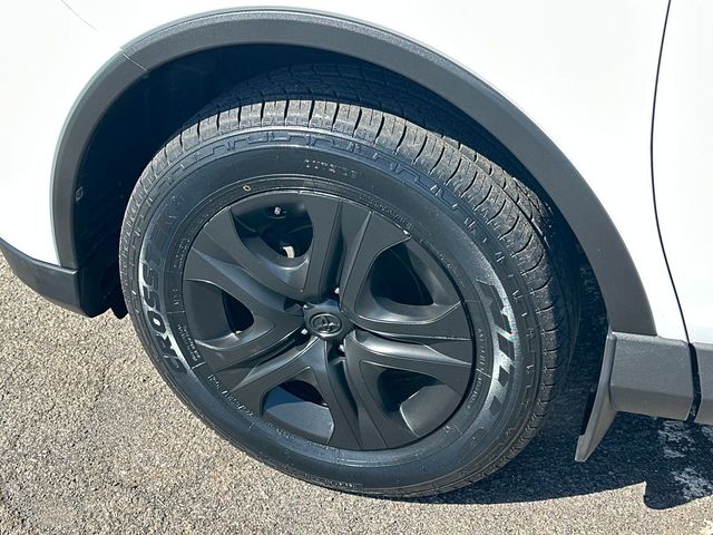 2016 Toyota RAV4 AWD 4dr LE - 22976549 - 10