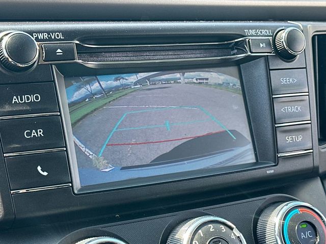 2016 Toyota RAV4 AWD 4dr LE - 22997770 - 16