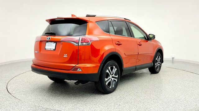 2016 Toyota RAV4 AWD 4dr LE - 22964431 - 4