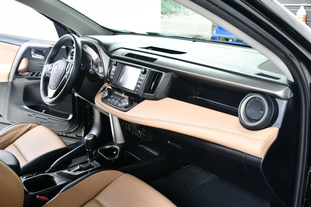 2016 Toyota RAV4 Limited photo 23